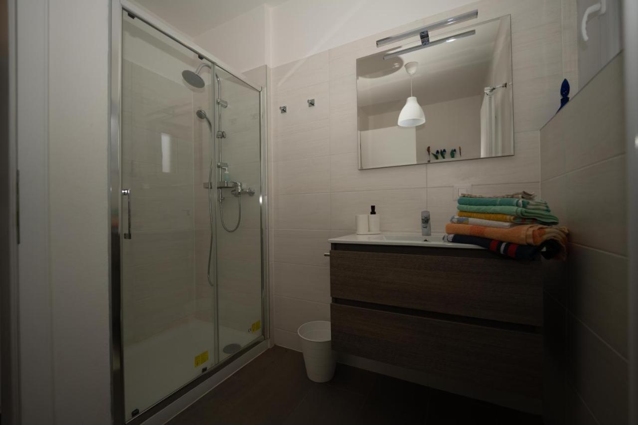Entire Apartments With Stunning View กาเดอมาริโอ ภายนอก รูปภาพ